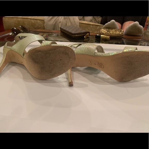 Charles David Iridescent Green SnakeSkin Heels size 6! In excellent condition - Picture 2 of 3